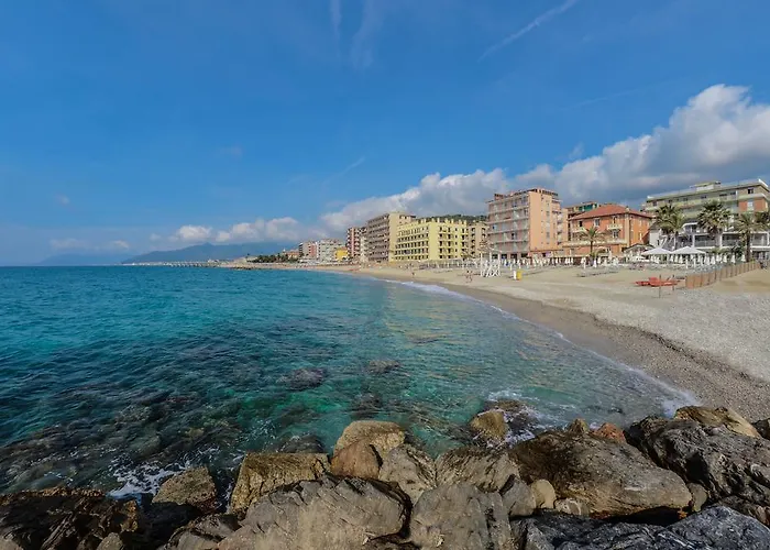 De La 3* Pietra Ligure