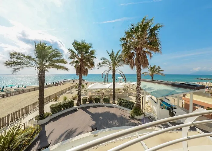 فندق De La بيترا ليغوري