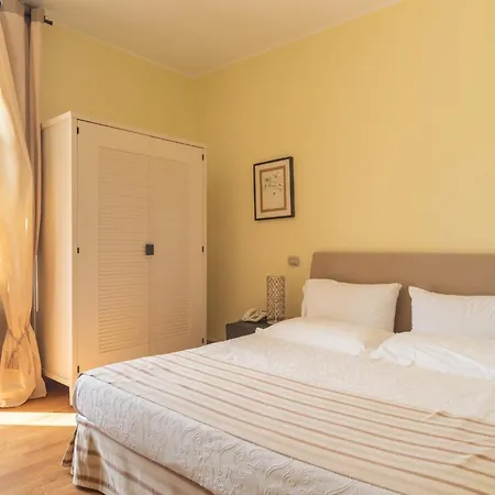 De La Plage Hotel 3*