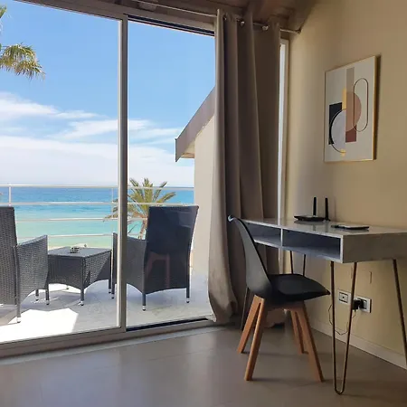 Hotel De La Plage Pietra Ligure