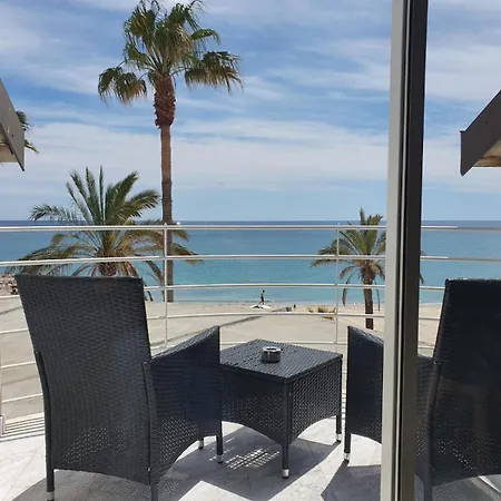 De La Plage 3*