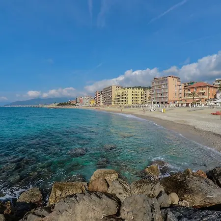 De La Plage 3* Pietra Ligure